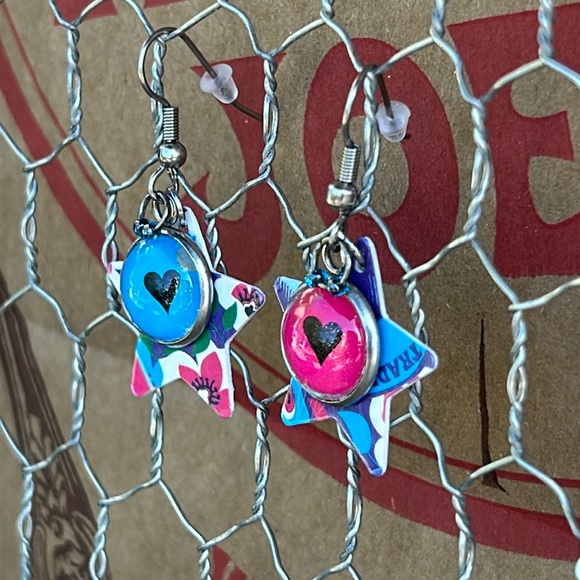 Trader Joe’s earrings star with star shaped with heart - Picture 2 of 4